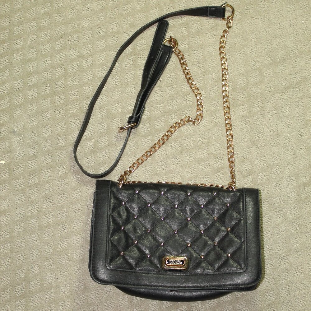 Badgley Mischka Womens Handbag Black Leather Diamond Quilted Studs Crossbody Bag